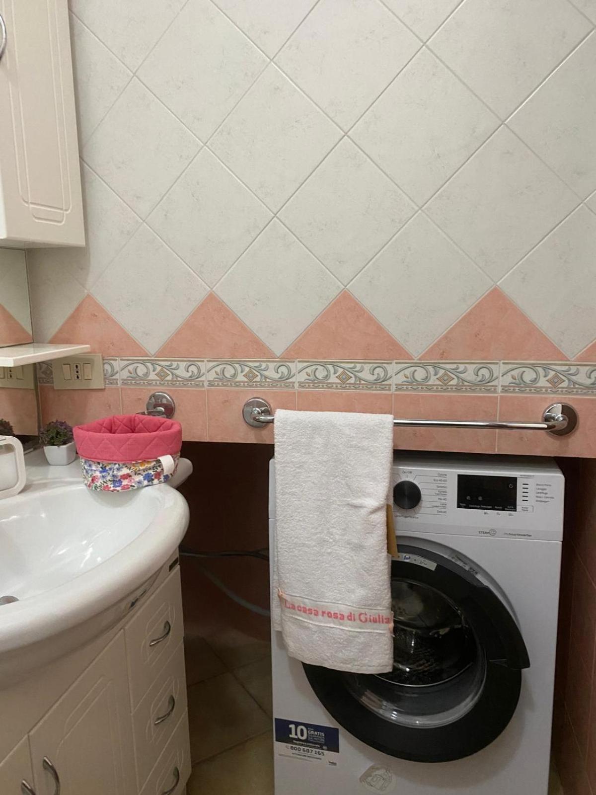 La Casa Rosa Di Giulia Villa Ischia Luaran gambar